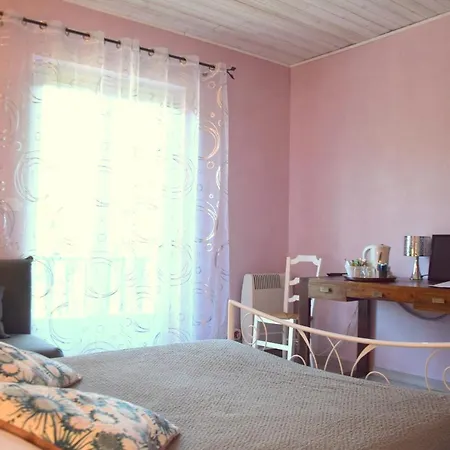 D'hotes L'oree Des Bois Frühstückspension